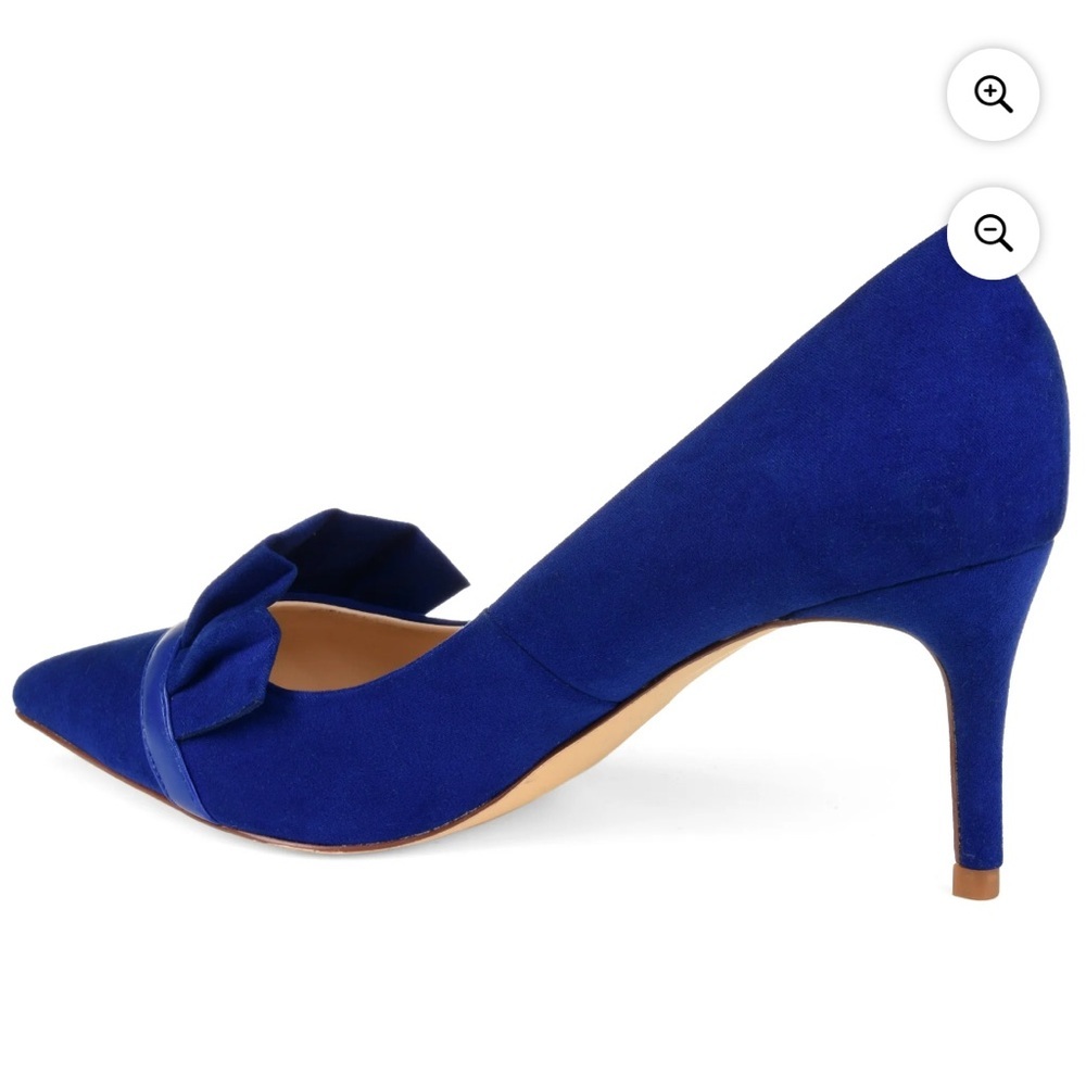 Journee Collection Pointed Toe Flat in Cobalt - Picture 2 of 8